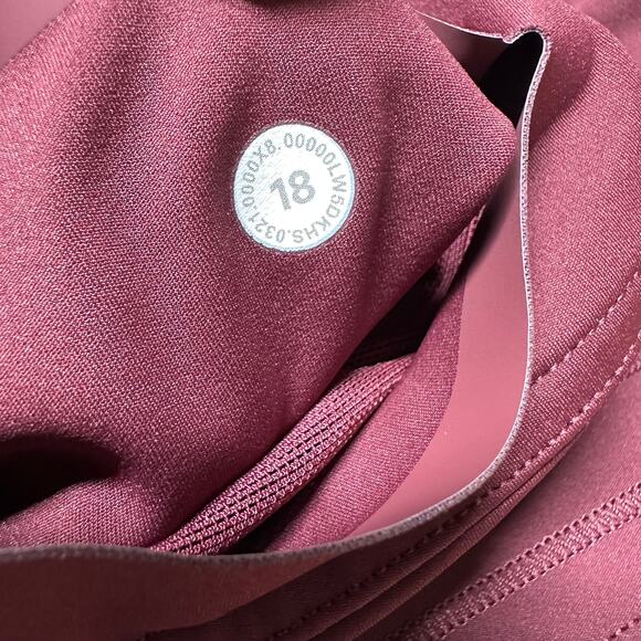 Lululemon Base Pace High-Rise Running Tight 25" Mulled Wine Women's Size 18 EUC - Picture 4 of 7